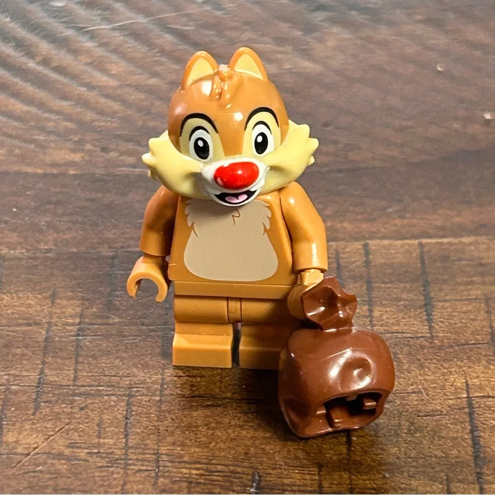 LEGO Disney Collectible Dale Chipmunk Minifigure‎ w/ Sack